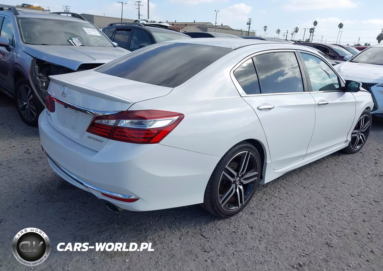 2017 Honda Accord Sport VIN:1HGCR2F55HA220663 - 4