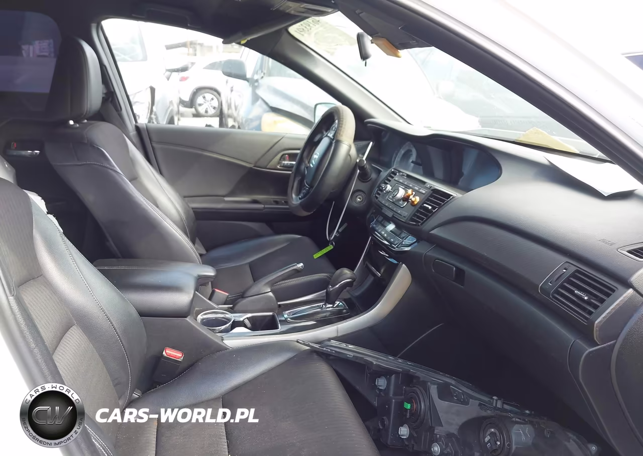 2017 Honda Accord Sport VIN:1HGCR2F55HA220663 - 5