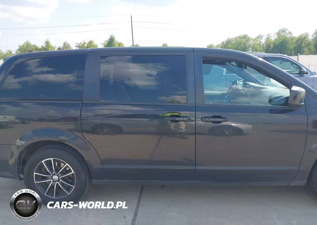 2018 Dodge Grand Caravan Gt VIN:2C4RDGEG1JR236853 - 13