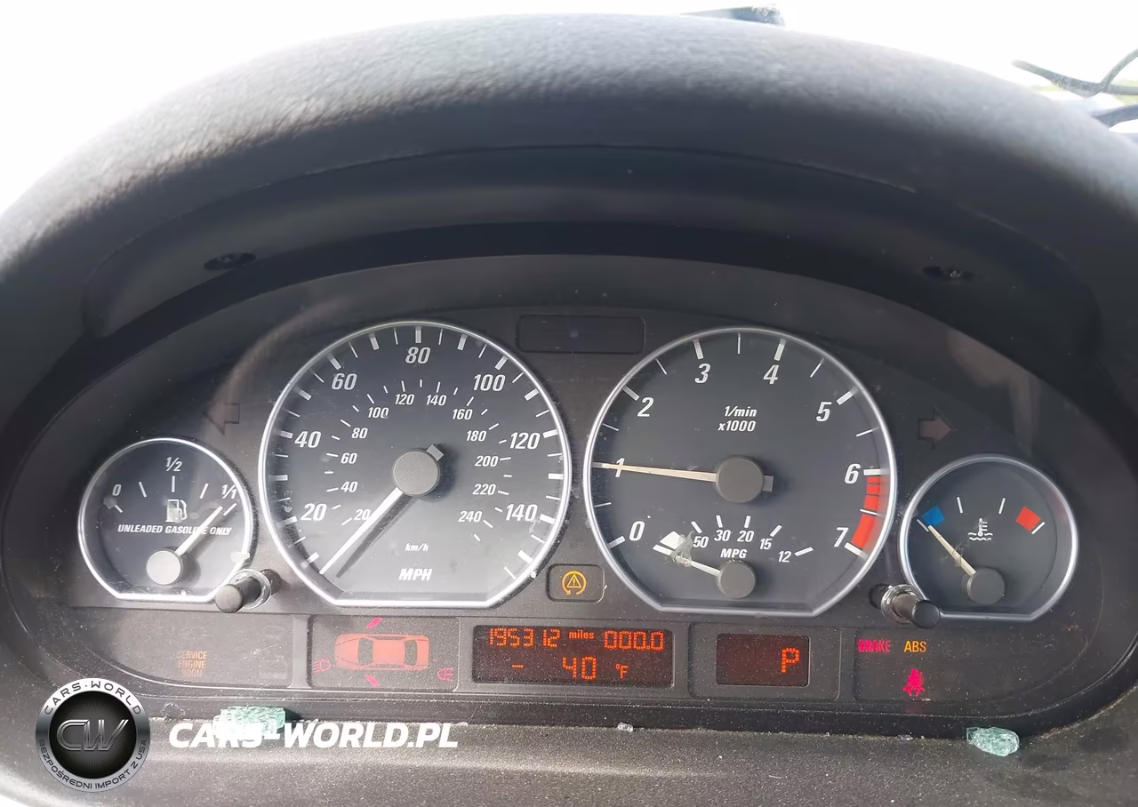 2002 BMW 330Ci VIN:WBABN53402JU39859 - 7