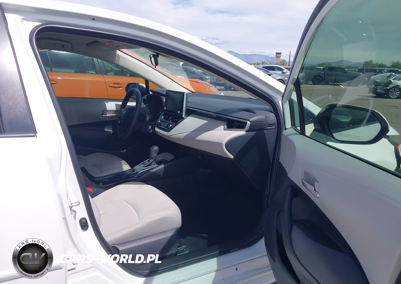 2020 Toyota Corolla Le VIN:JTDEPRAE4LJ077789 - 5