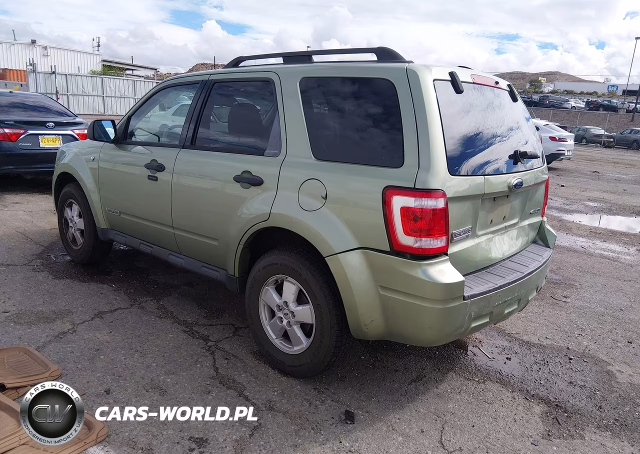 2008 Ford Escape Xlt VIN:1FMCU93168KB68912 - 3
