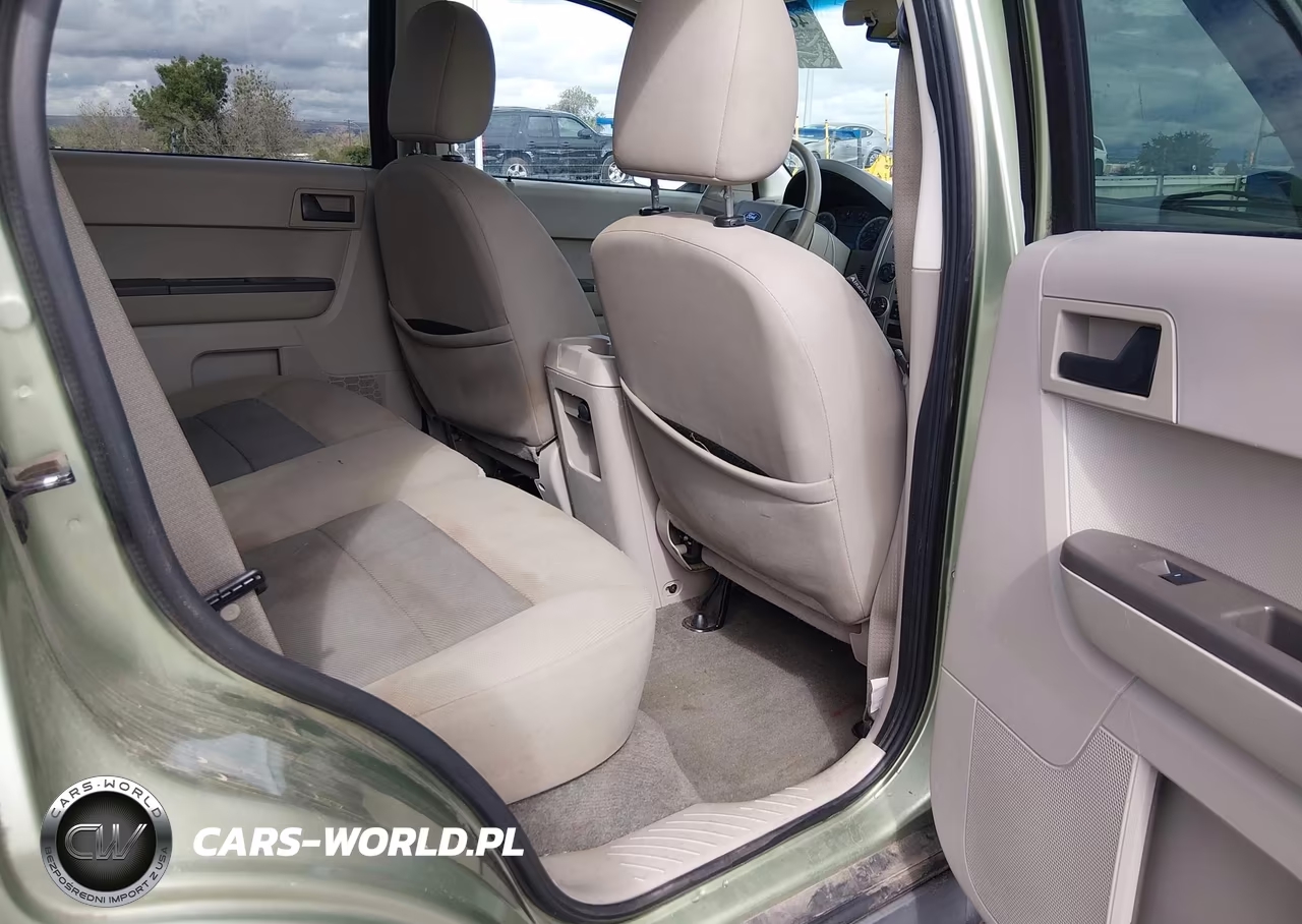2008 Ford Escape Xlt VIN:1FMCU93168KB68912 - 8
