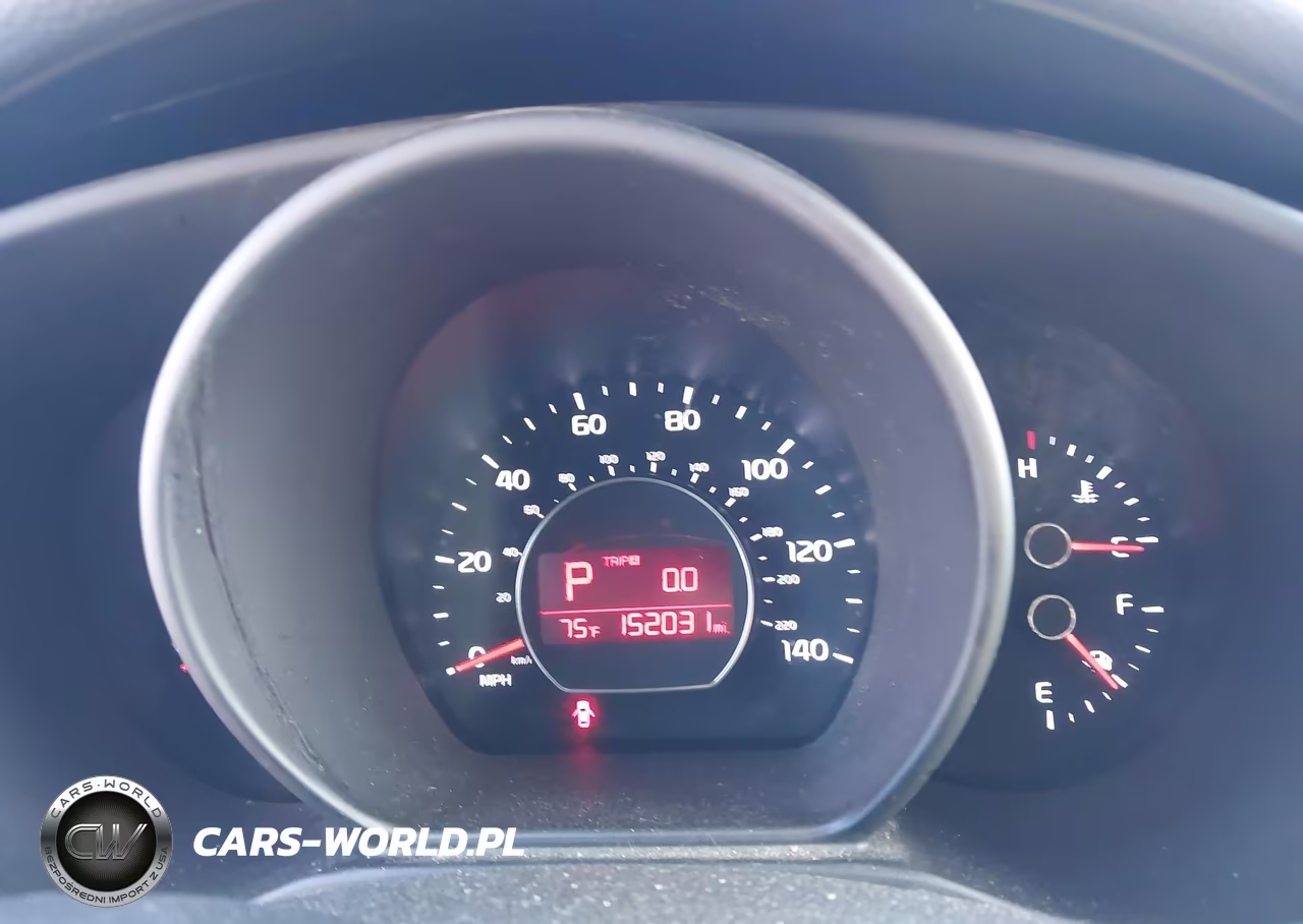 2014 Kia Soul + VIN:KNDJP3A55E7082172 - 7