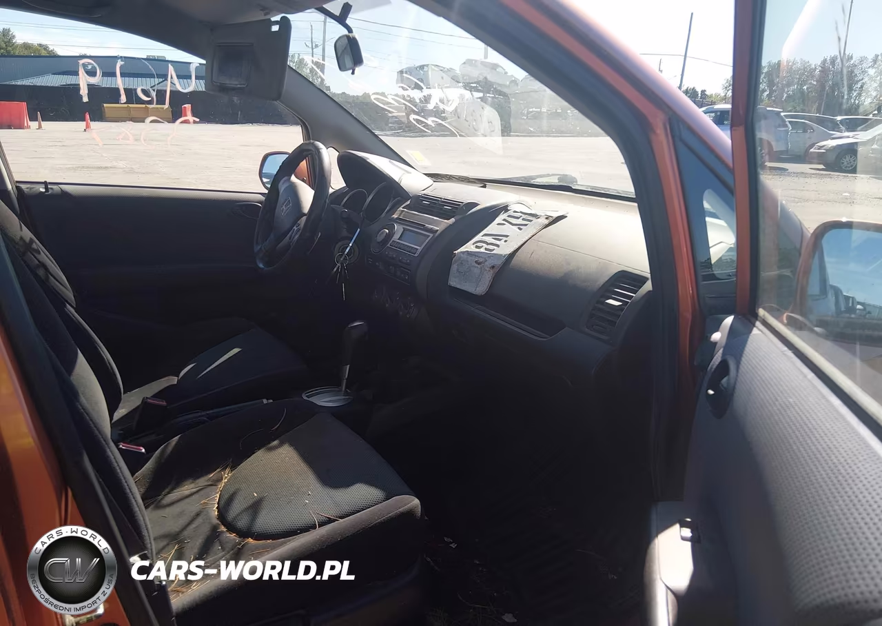2008 Honda Fit Sport VIN:JHMGD38618S006448 - 5