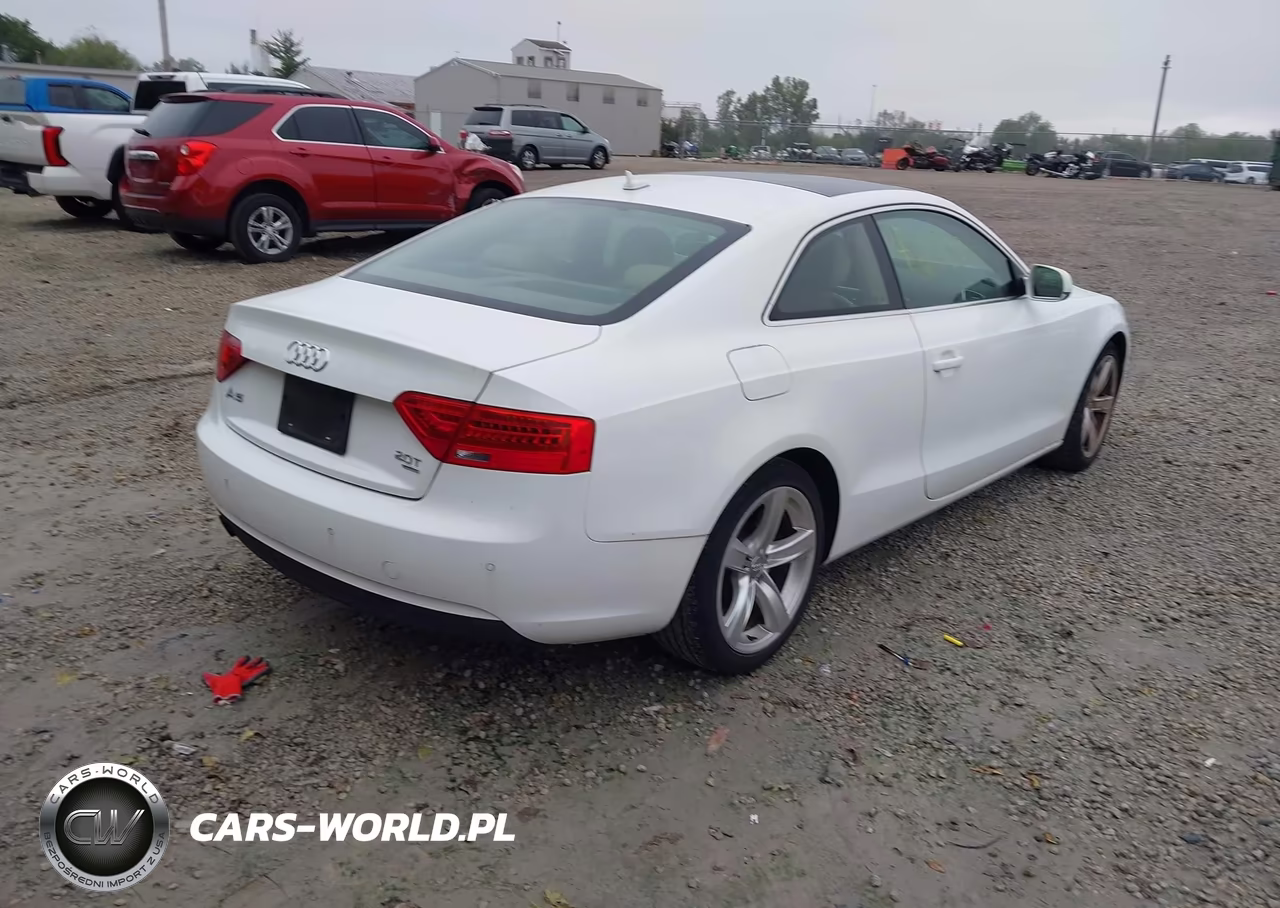 2013 Audi A5 2.0T Premium VIN:WAULFAFR6DA002338 - 4