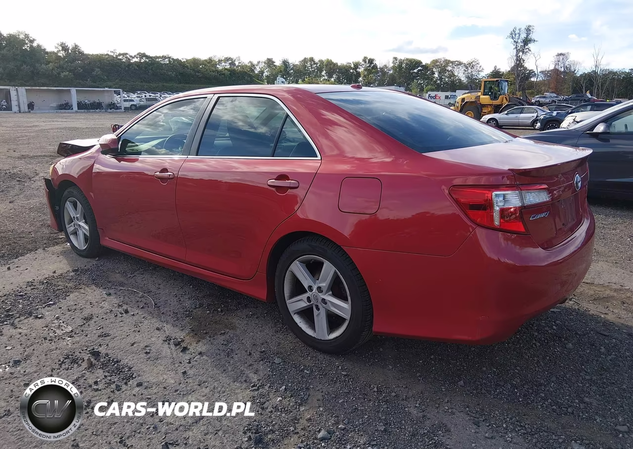 2013 Toyota Camry Se VIN:4T1BF1FK3DU654703 - 3