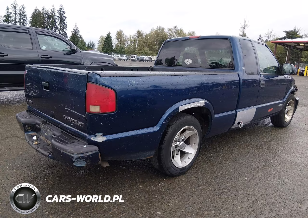2001 Chevrolet S-10 Ls VIN:1GCCS195218116041 - 4