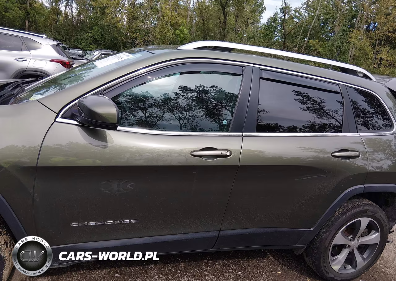 2020 Jeep Cherokee Limited 4X4 VIN:1C4PJMDX1LD520280 - 14
