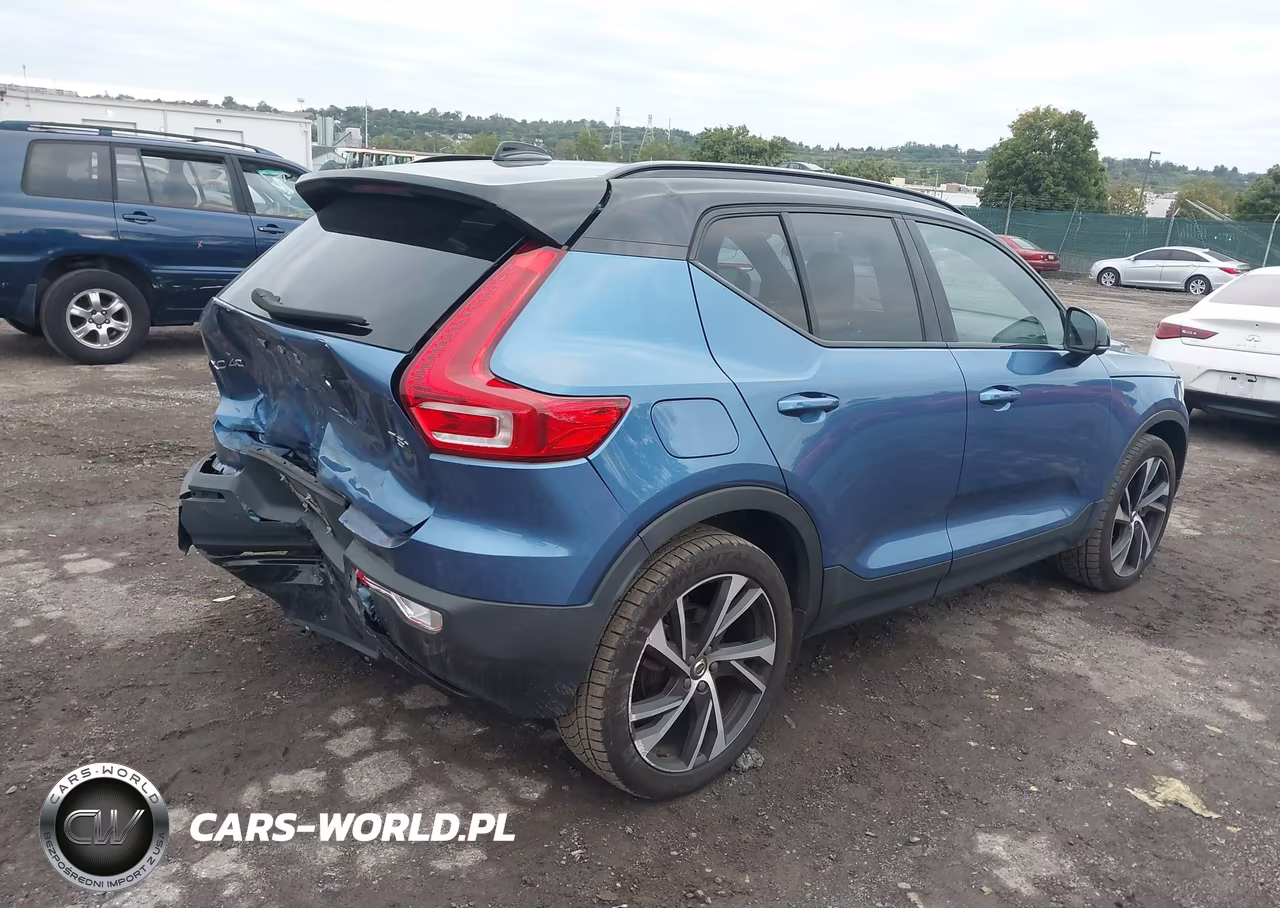2021 Volvo Xc40 T5 R-Design VIN:YV4162UMXM2405608 - 4