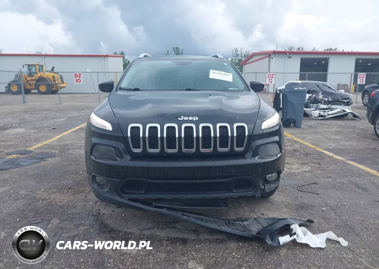 2016 Jeep Cherokee Latitude VIN:1C4PJLCS7GW247369 - 12