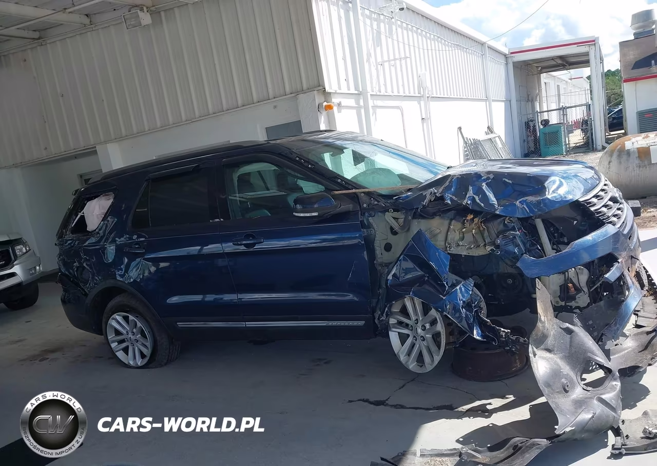 2017 Ford Explorer Xlt VIN:1FM5K7D87HGE40885 - 13