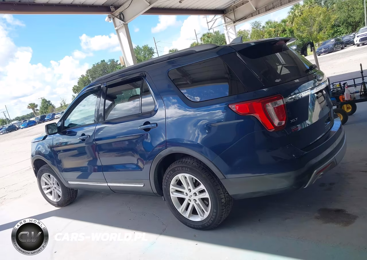 2017 Ford Explorer Xlt VIN:1FM5K7D87HGE40885 - 14