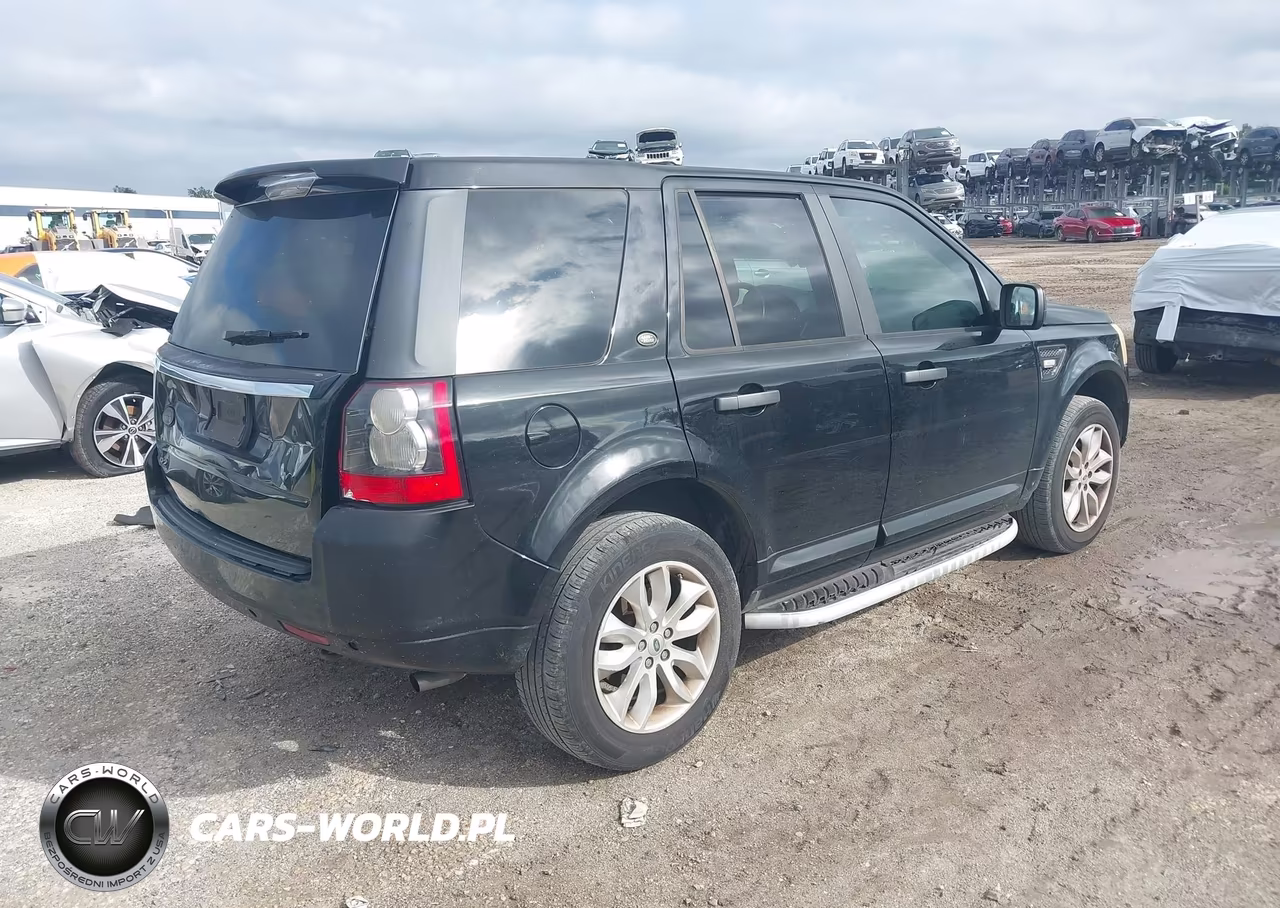 2011 Land Rover Lr2 VIN:SALFR2BN7BH253270 - 4