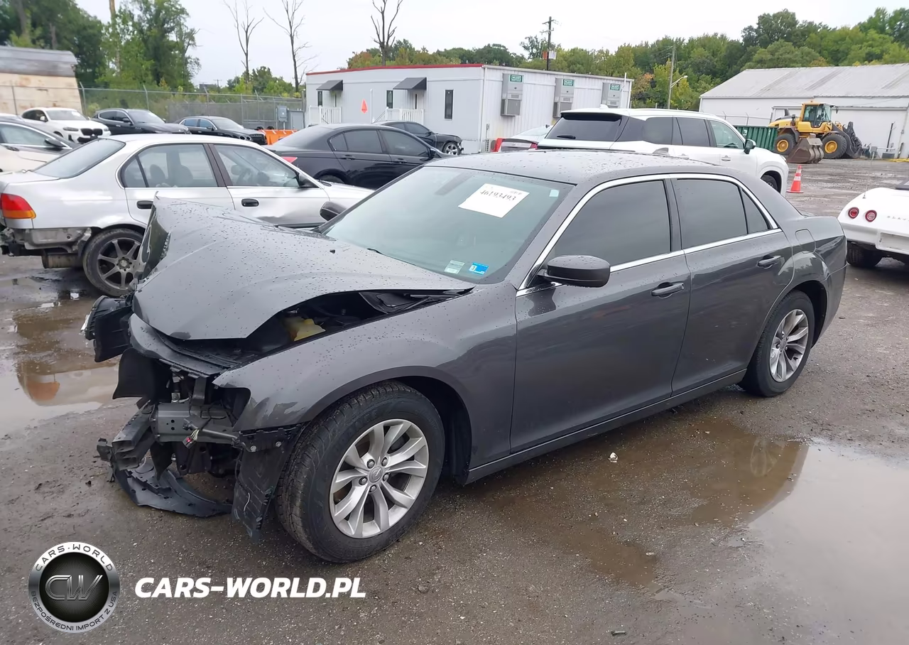 2015 Chrysler 300 Limited VIN:2C3CCAAG4FH903928 - 2
