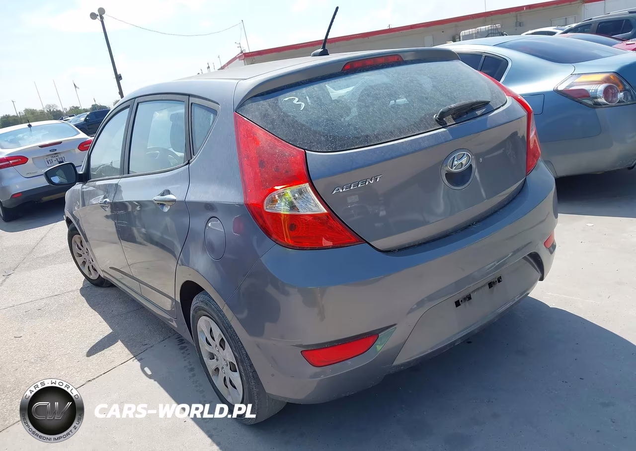2017 Hyundai Accent Se-Sport VIN:KMHCT5AE2HU325647 - 3