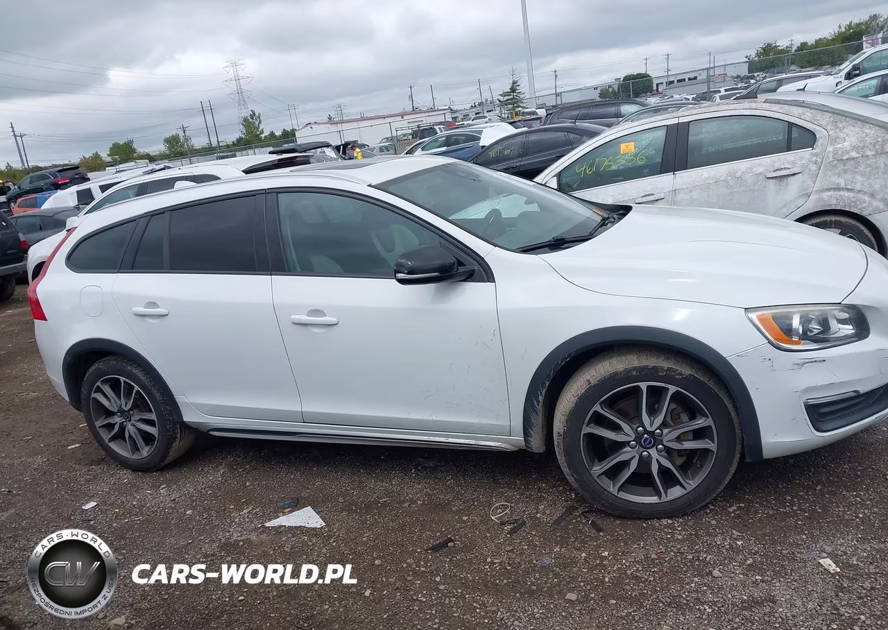 2016 Volvo V60 Cross Country T5 VIN:YV4612HKXG1006334 - 13