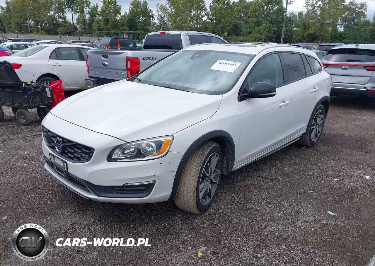 2016 Volvo V60 Cross Country T5 VIN:YV4612HKXG1006334 - 2