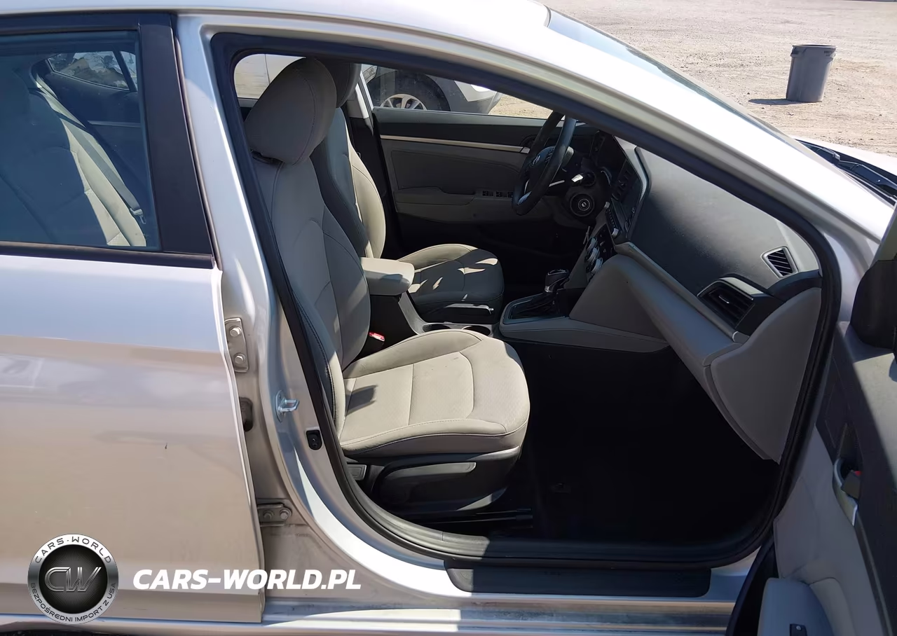 2019 Hyundai Elantra Sel VIN:5NPD84LF2KH469579 - 5