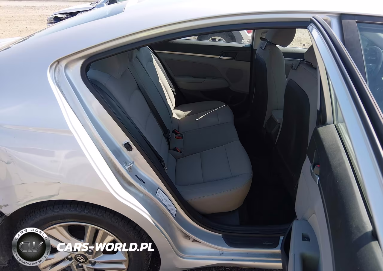 2019 Hyundai Elantra Sel VIN:5NPD84LF2KH469579 - 8
