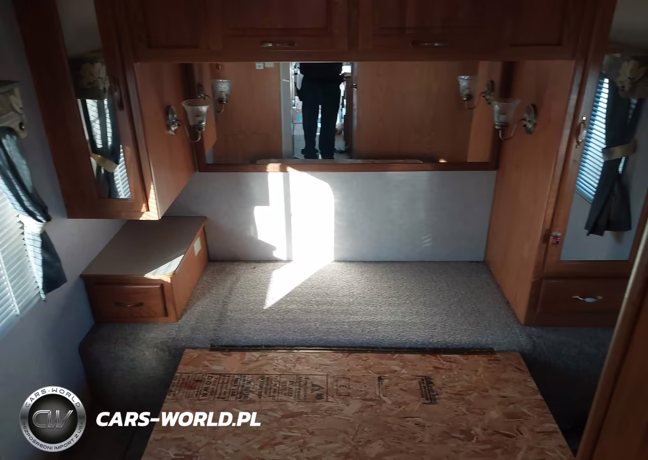 2004 Workhorse Custom Chassis Motorhome Chassis P3500 VIN:5B4LP57G443393522 - 14