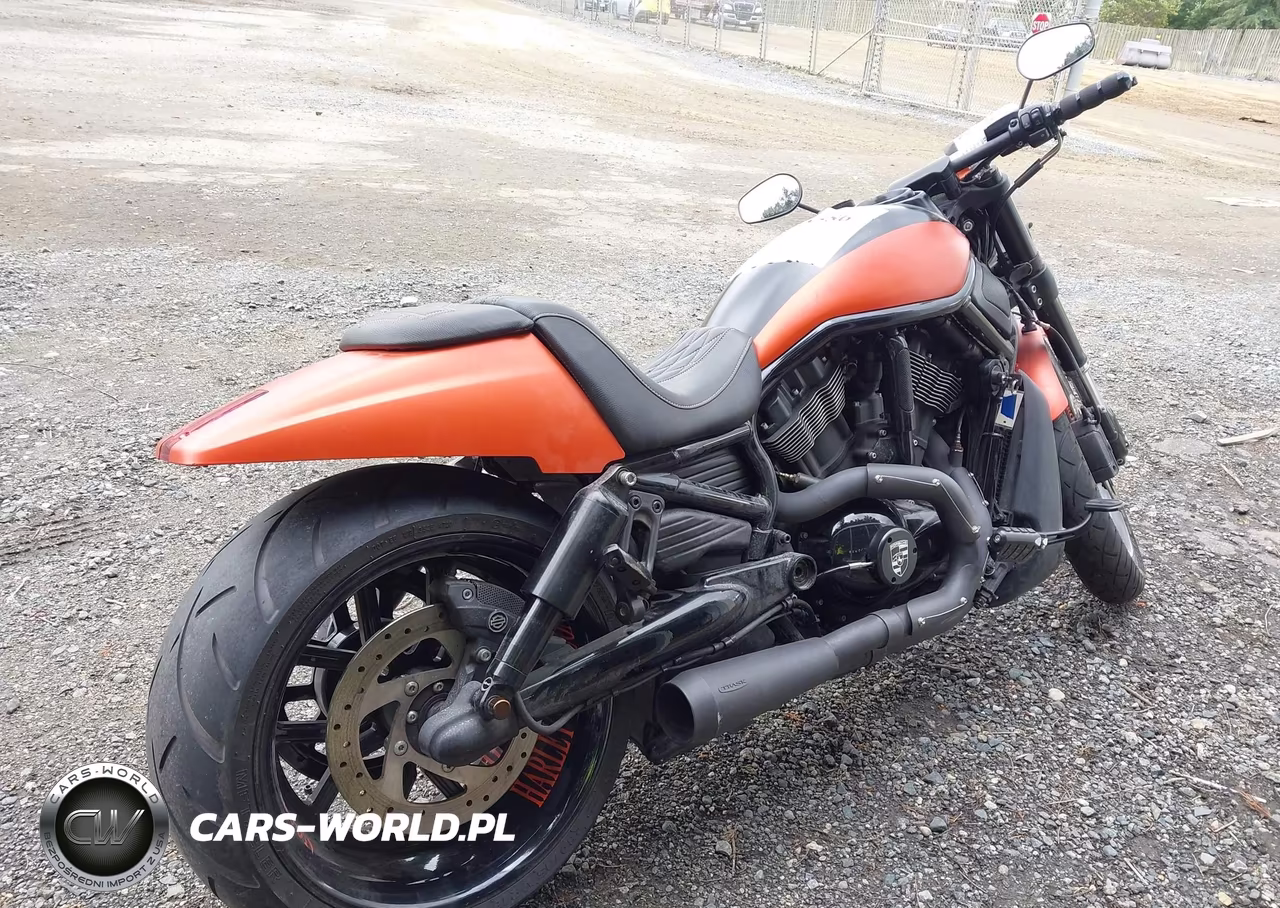 2015 Harley-Davidson Vrscdx Night Rod Special VIN:1HD1HHH12FC801334 - 4