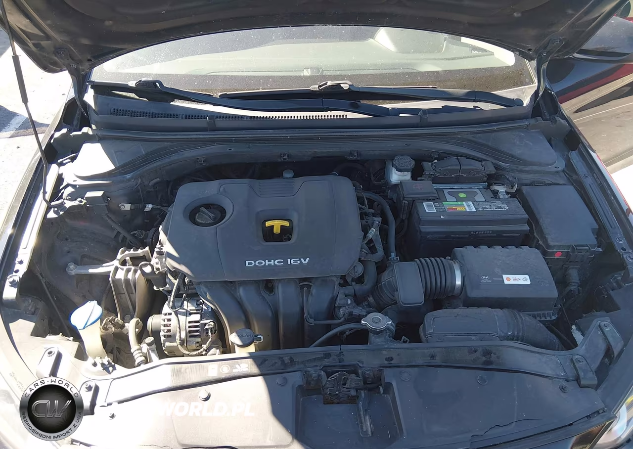 2018 Hyundai Elantra Sel VIN:5NPD84LF1JH313791 - 10