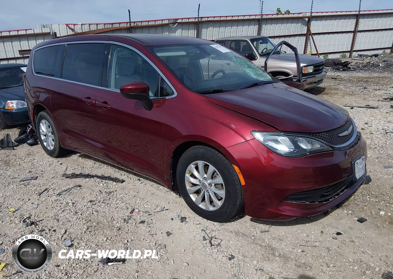 2017 Chrysler Pacifica Touring – zdjęcie 1 z 17