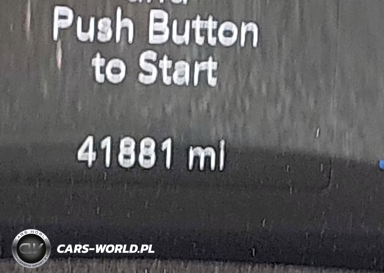 2017 Chrysler Pacifica Touring VIN:2C4RC1DG7HR518880 - 16