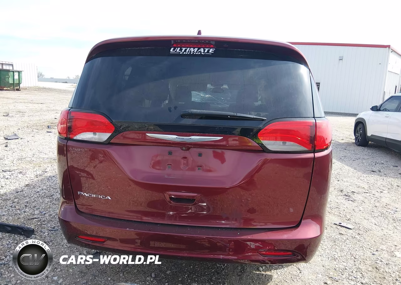 2017 Chrysler Pacifica Touring VIN:2C4RC1DG7HR518880 - 17