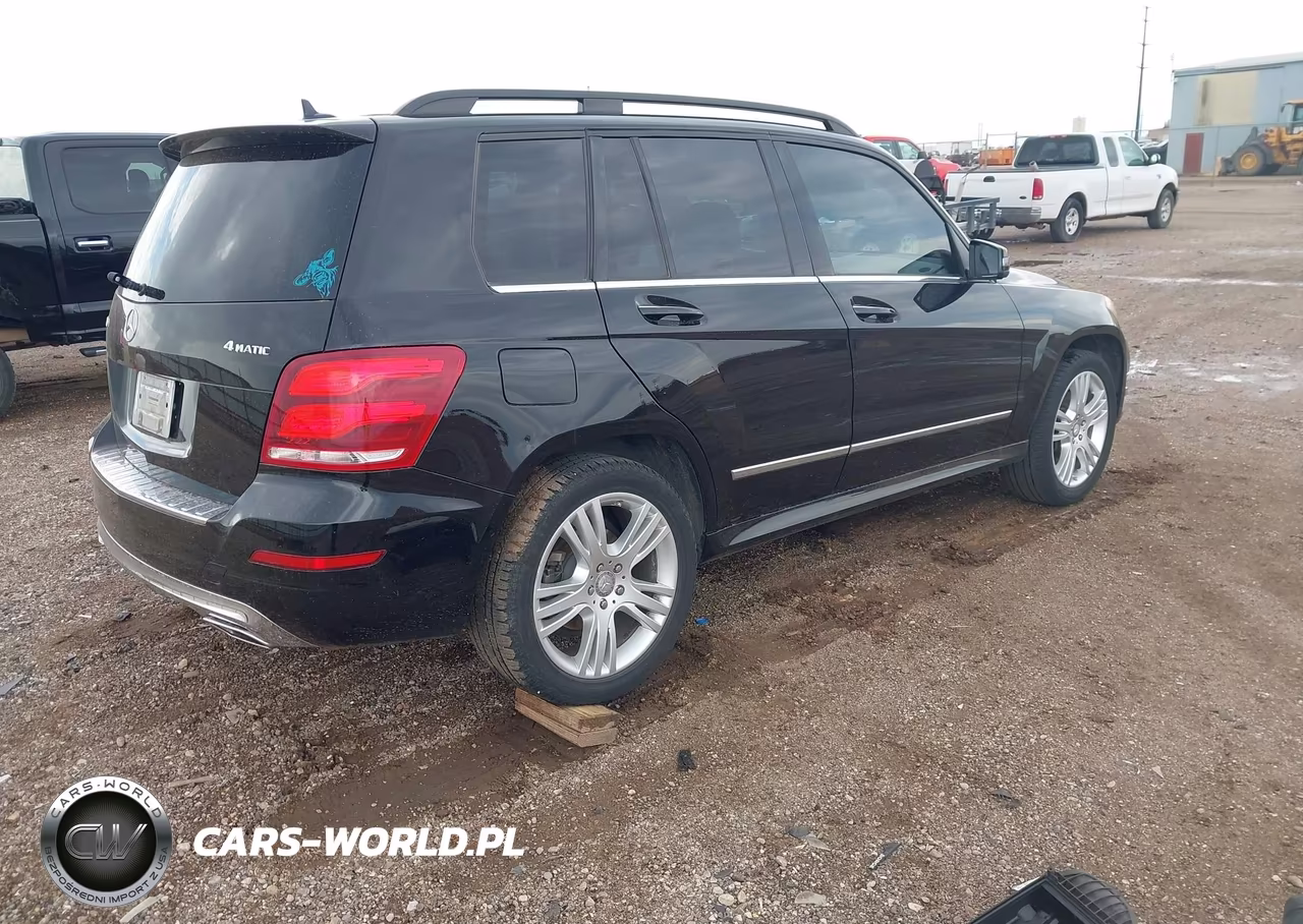 2015 Mercedes-Benz Glk-Class Glk 350 VIN:WDCGG8JB0FG440738 - 4