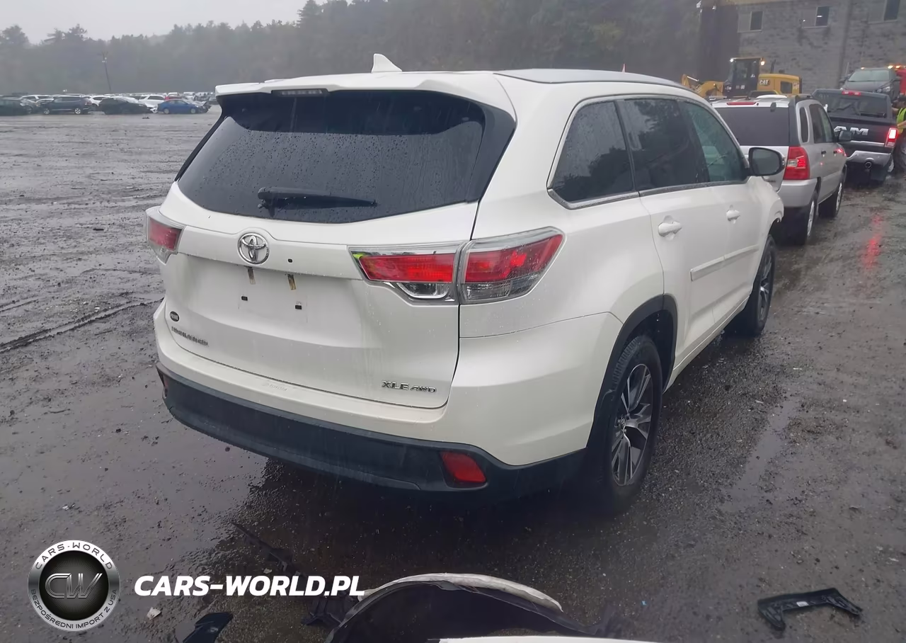 2016 Toyota Highlander Xle V6 VIN:5TDJKRFH5GS341028 - 4