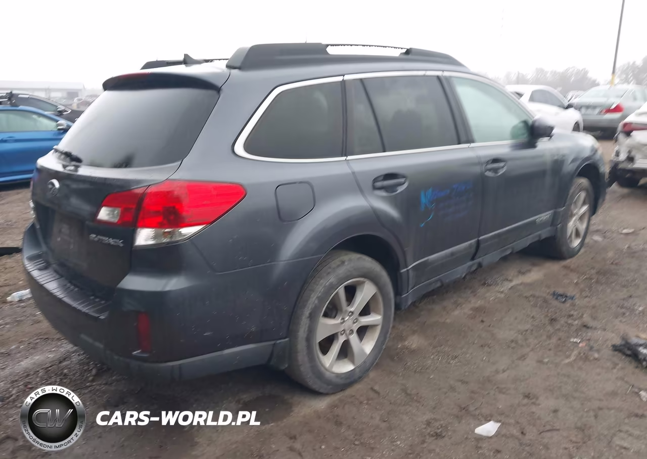 2014 Subaru Outback 2.5I Premium VIN:4S4BRCCC6E3259437 - 4