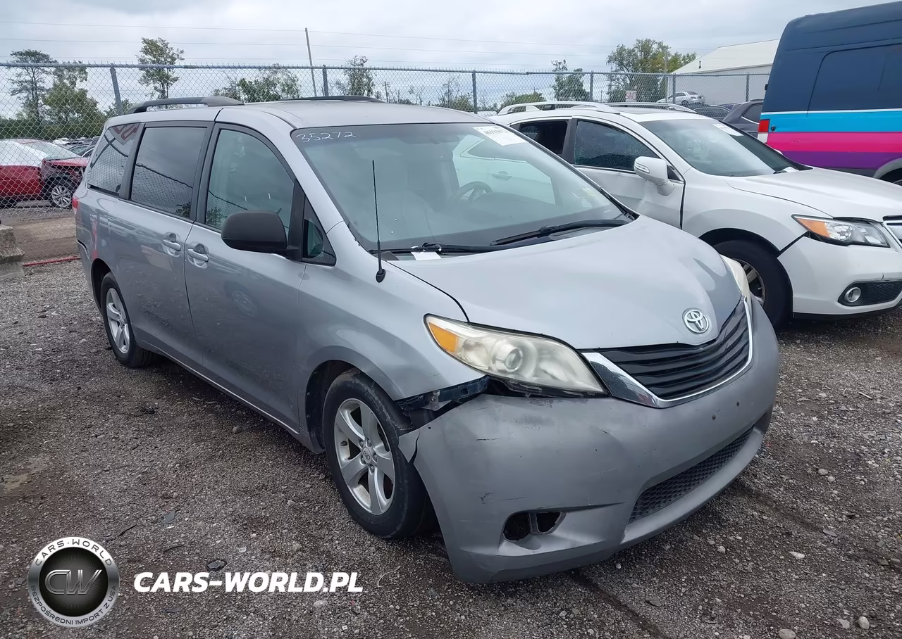 2012 Toyota Sienna Le V6 8 Passenger – zdjęcie 1 z 16