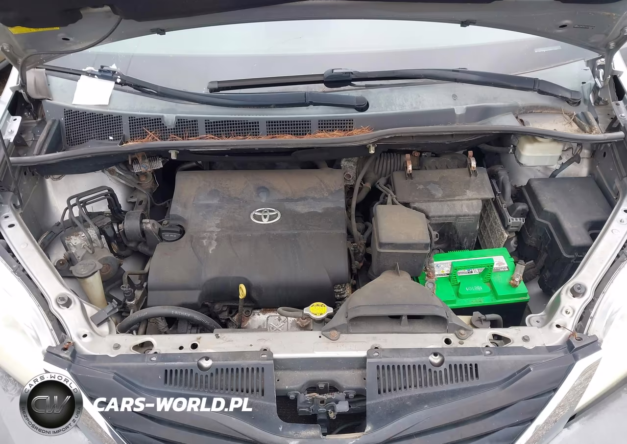 2012 Toyota Sienna Le V6 8 Passenger VIN:5TDKK3DC5CS266009 - 10