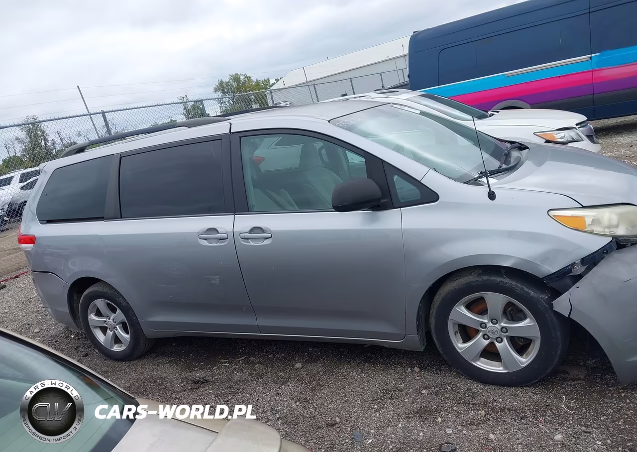 2012 Toyota Sienna Le V6 8 Passenger VIN:5TDKK3DC5CS266009 - 13