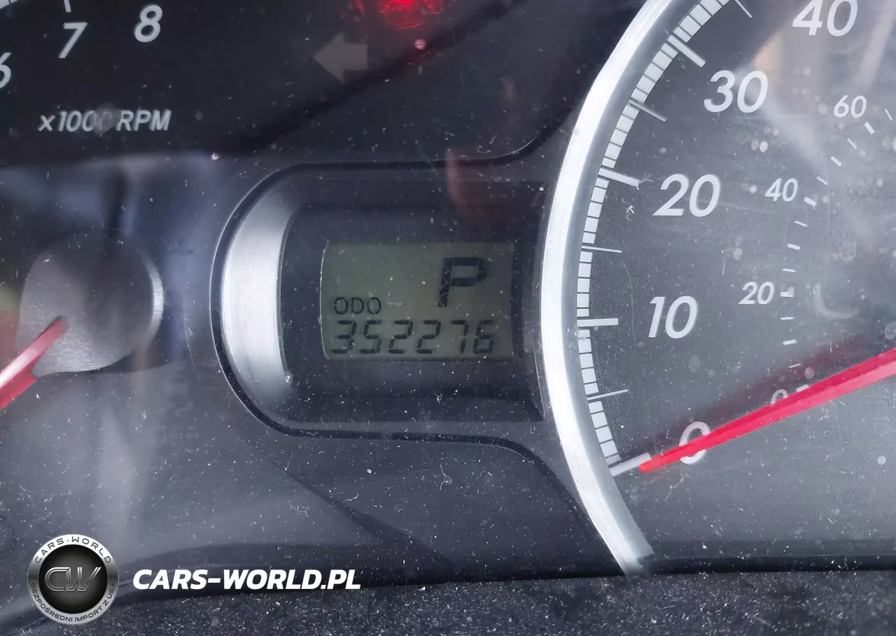 2012 Toyota Sienna Le V6 8 Passenger VIN:5TDKK3DC5CS266009 - 15