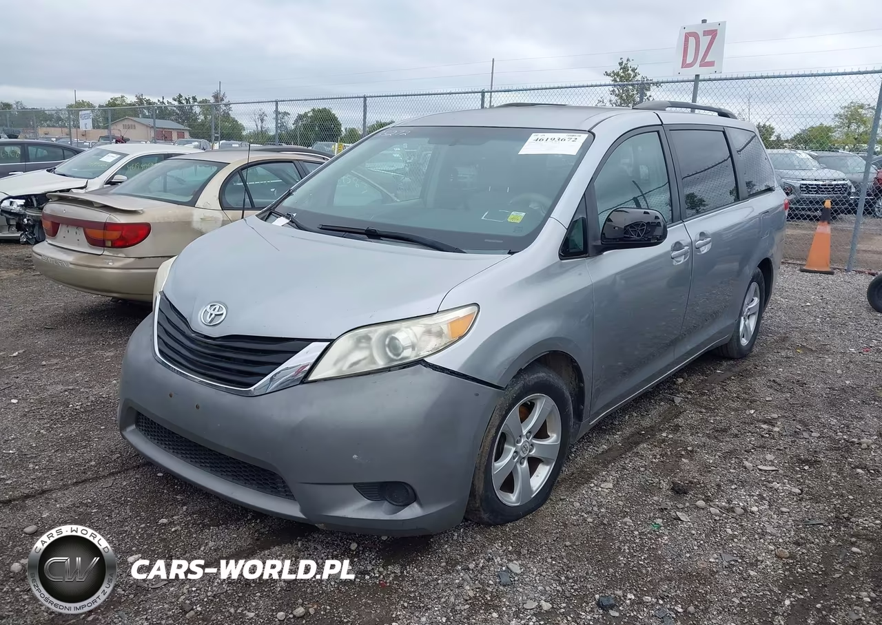2012 Toyota Sienna Le V6 8 Passenger VIN:5TDKK3DC5CS266009 - 2