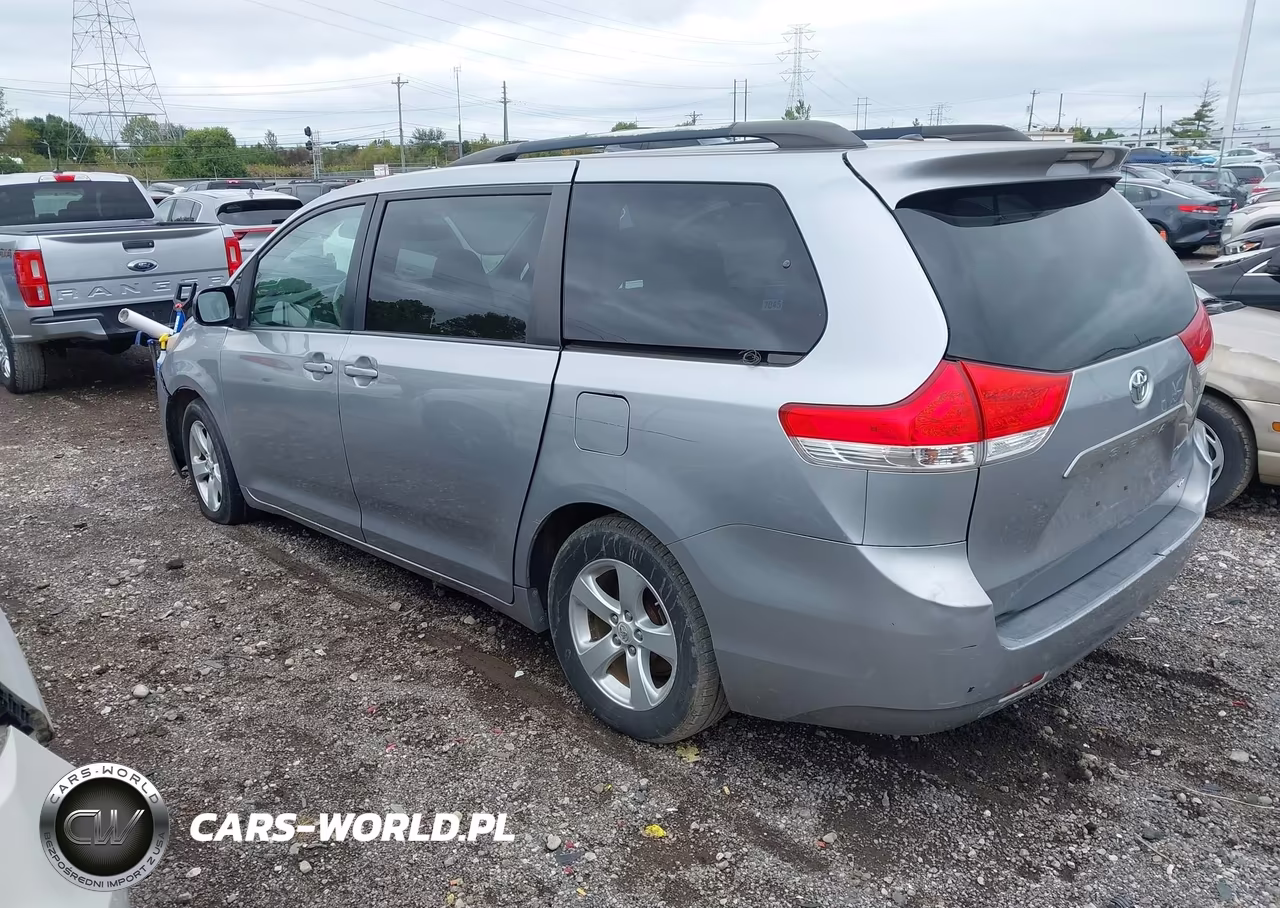 2012 Toyota Sienna Le V6 8 Passenger VIN:5TDKK3DC5CS266009 - 3