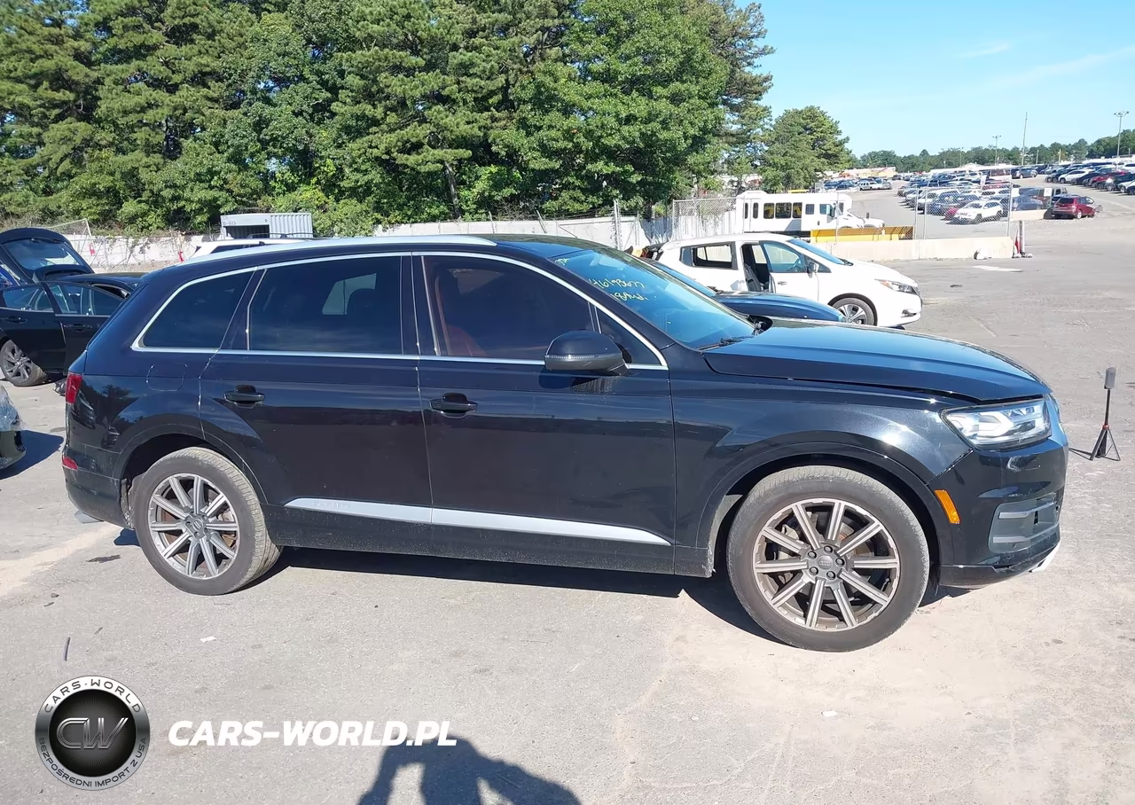 2018 Audi Q7 2.0T Premium VIN:WA1LHAF72JD044179 - 13