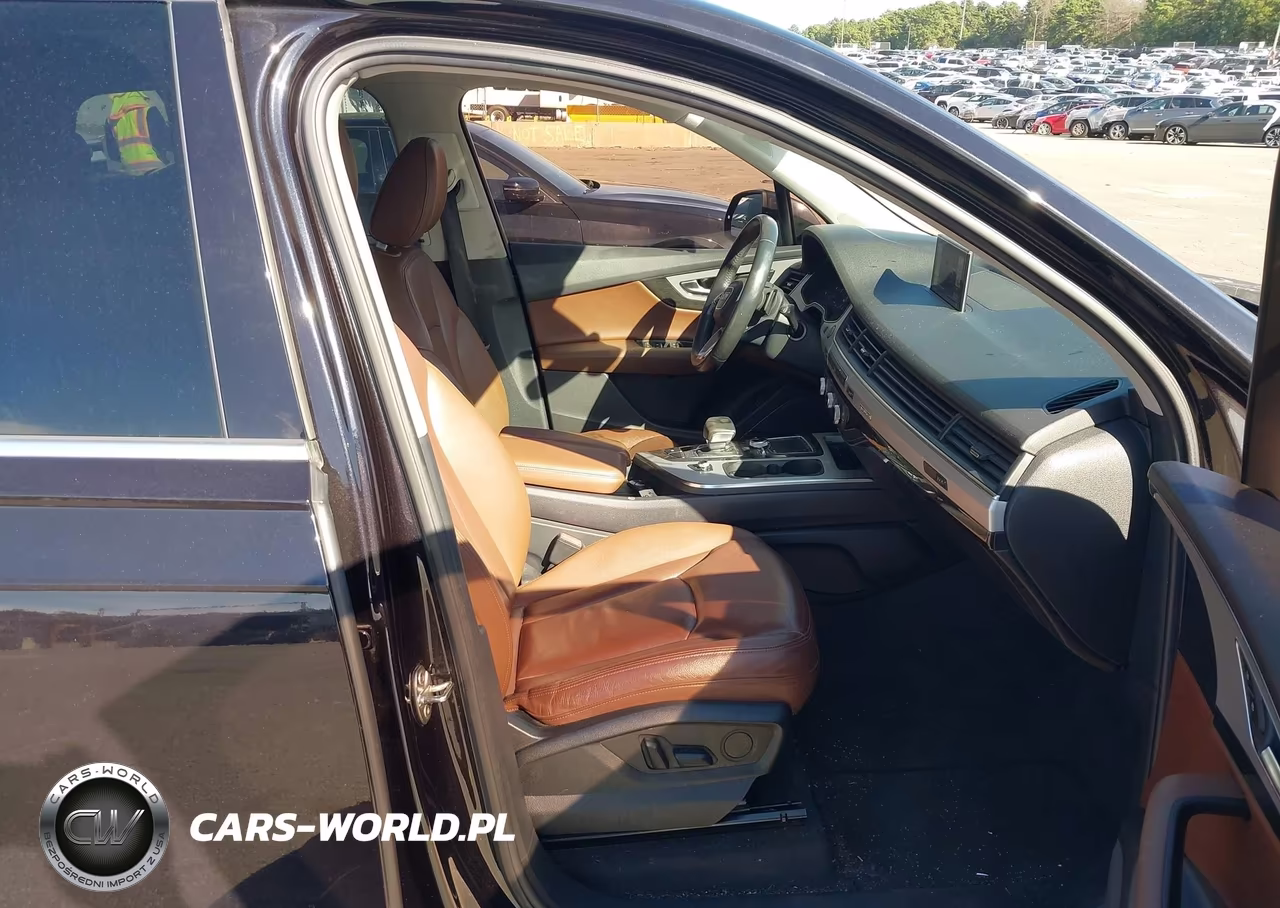 2018 Audi Q7 2.0T Premium VIN:WA1LHAF72JD044179 - 5