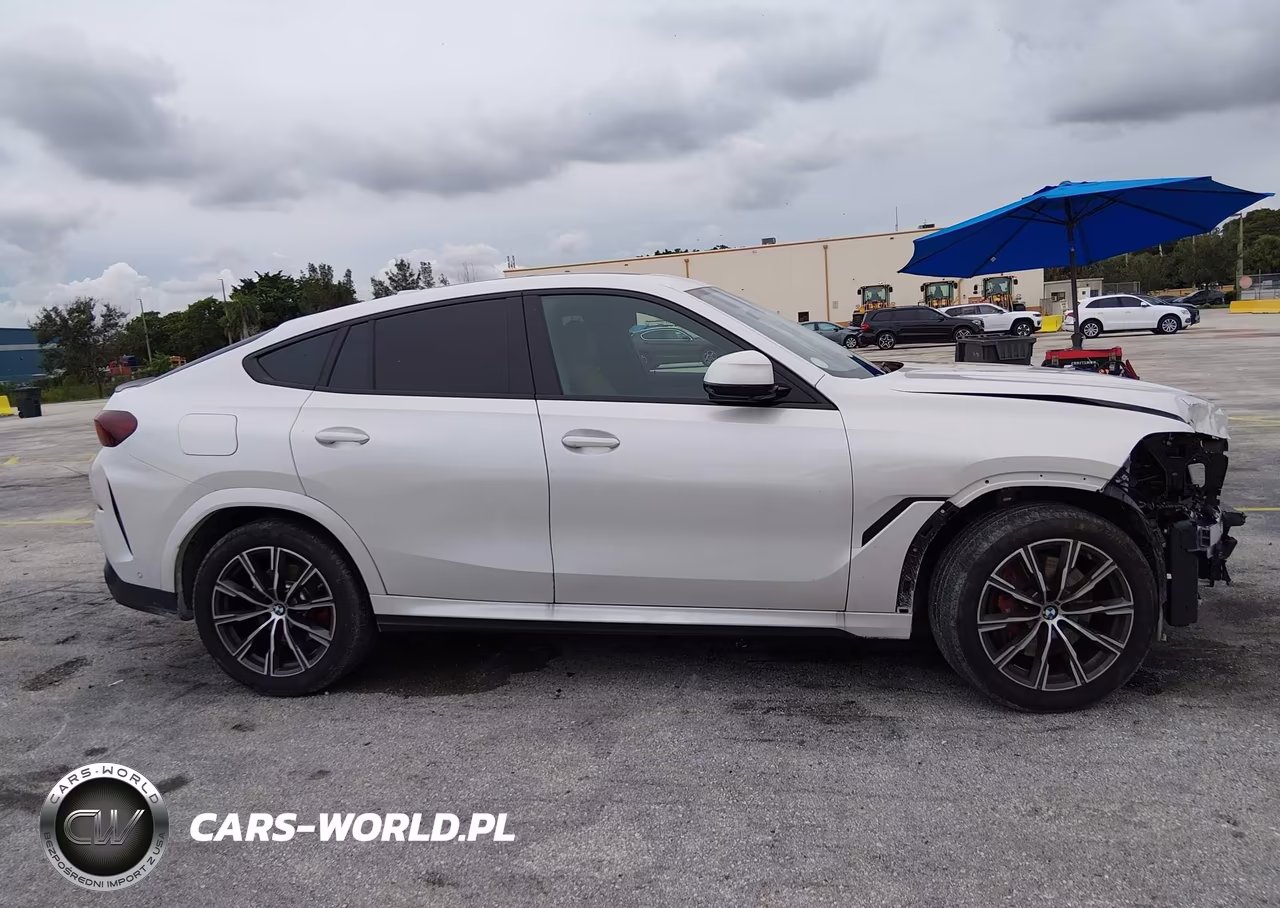 2027 BMW X6 VIN:5UX33EX01V9540384 - 14