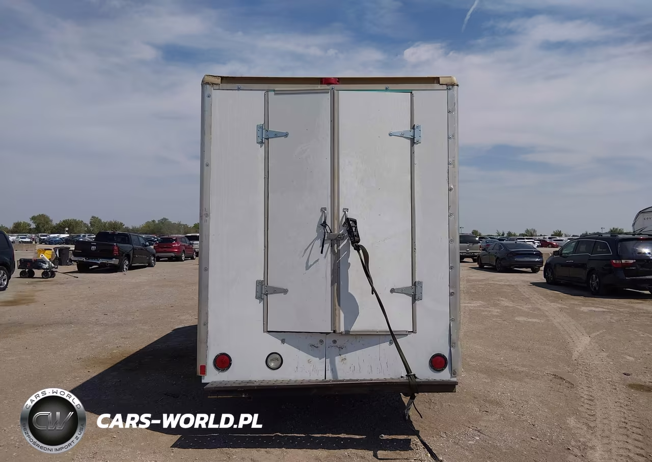 2008 Chevrolet Express Cutaway Work Van VIN:1GBHG31KX81163541 - 15