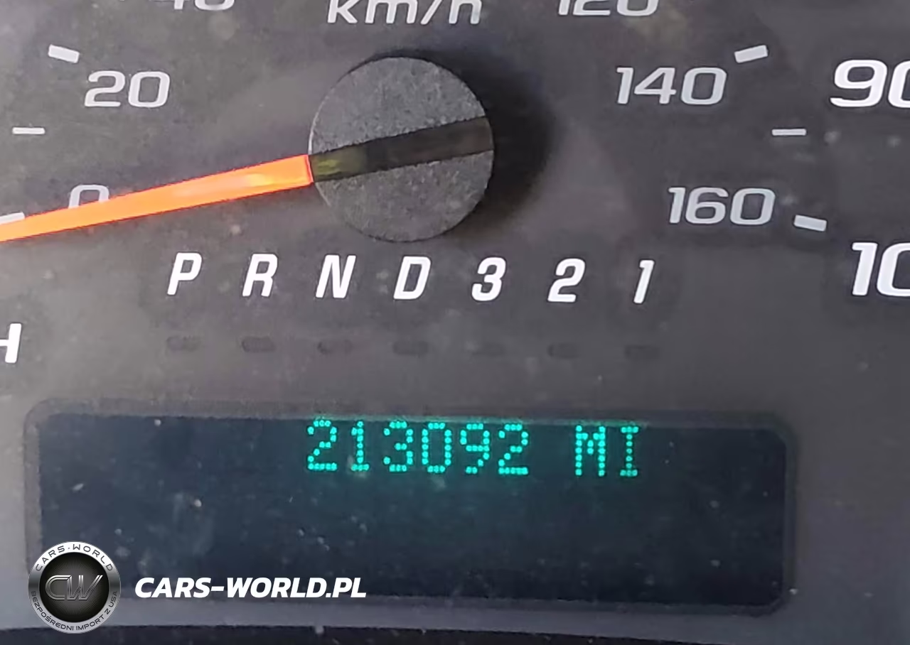 2008 Chevrolet Express Cutaway Work Van VIN:1GBHG31KX81163541 - 5