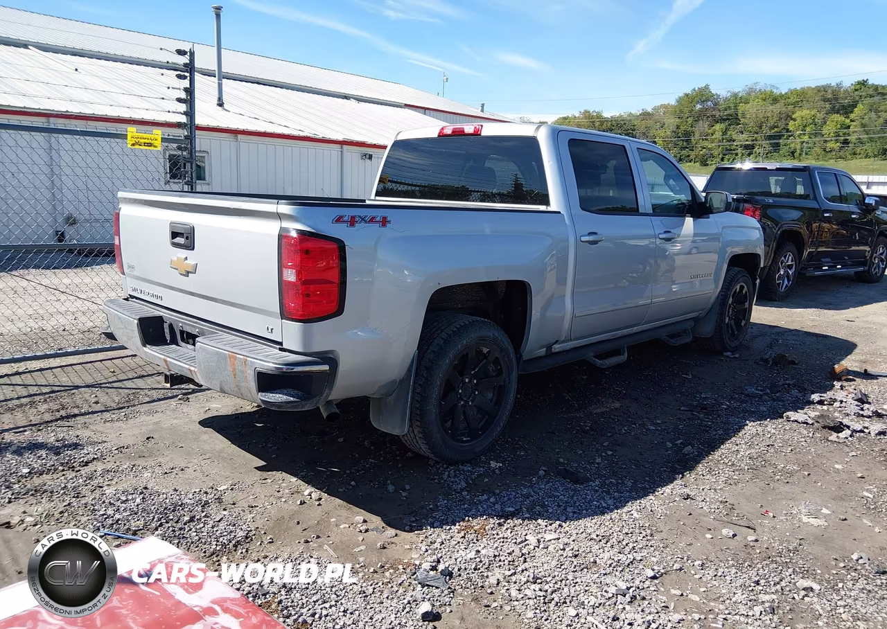 2016 Chevrolet Silverado 1500 1Lt VIN:3GCUKREC2GG230972 - 4