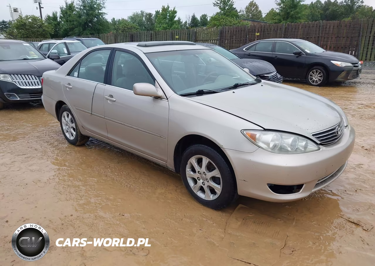 2005 Toyota Camry Xle – zdjęcie 1 z 11