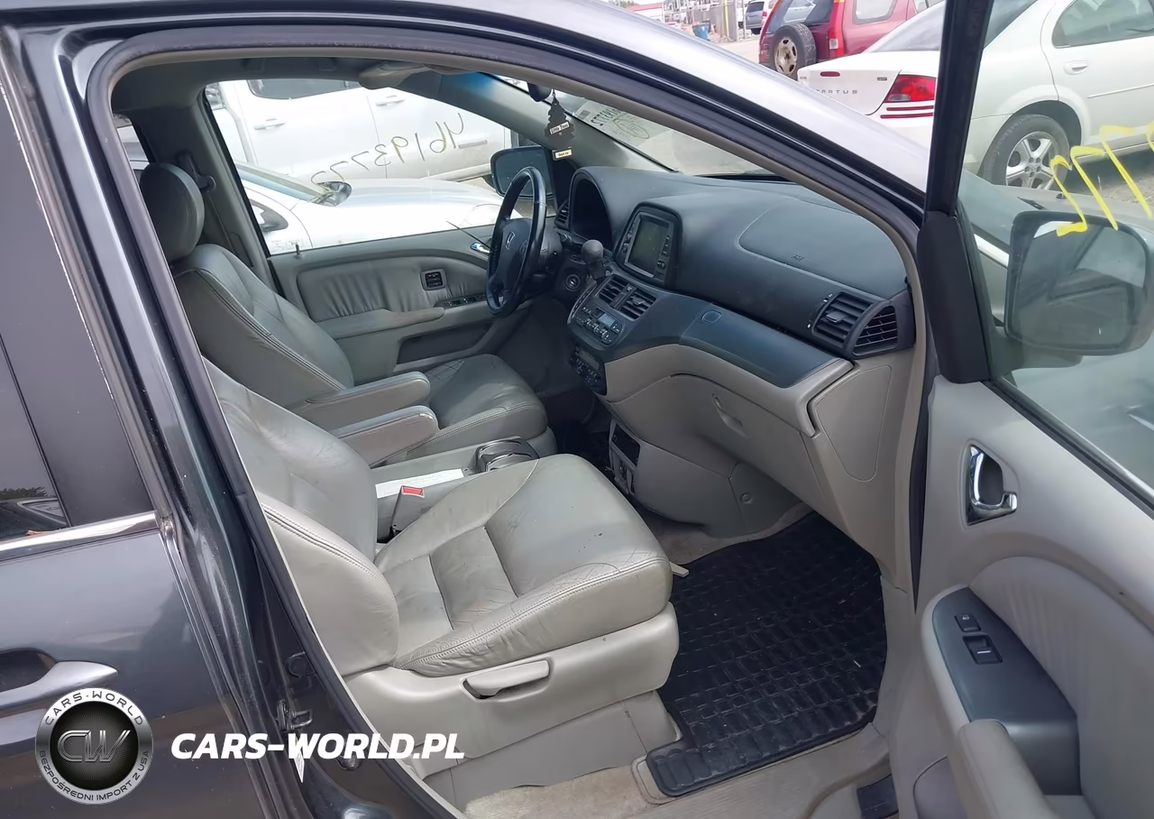2005 Honda Odyssey Touring VIN:5FNRL38895B078828 - 5