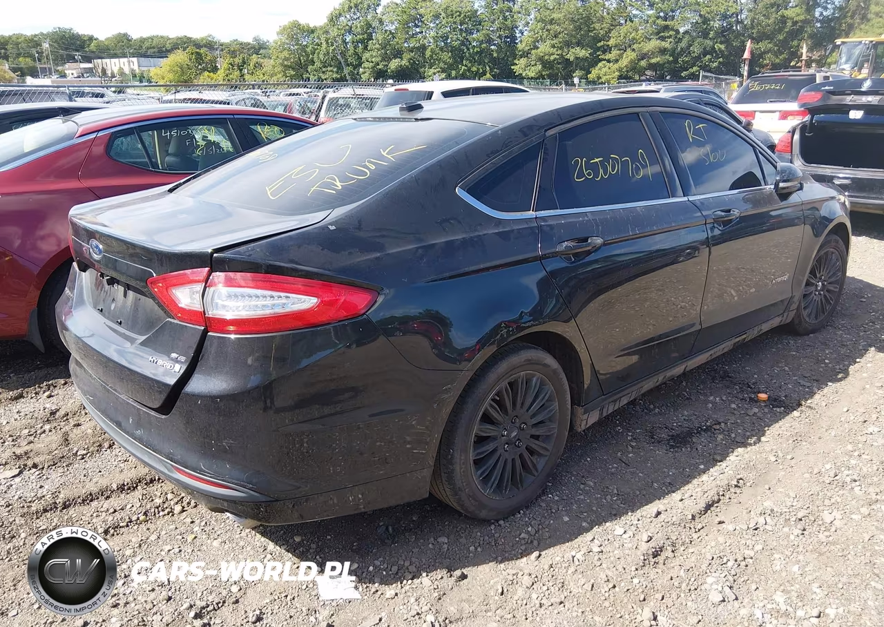 2013 Ford Fusion Hybrid Se VIN:3FA6P0LU8DR196771 - 4