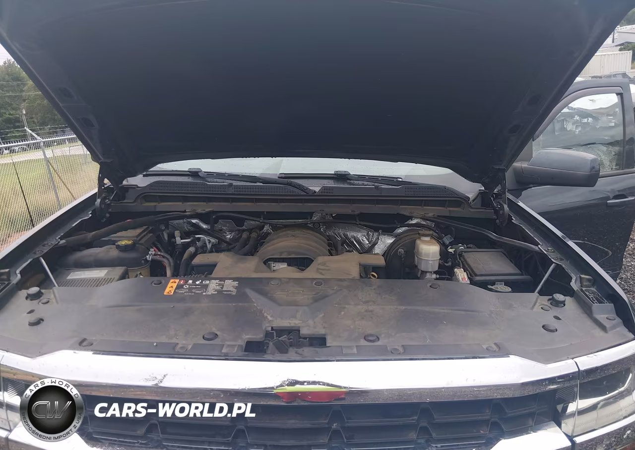 2018 Chevrolet Silverado 1500 1Lt VIN:1GCVKREC0JZ195103 - 10