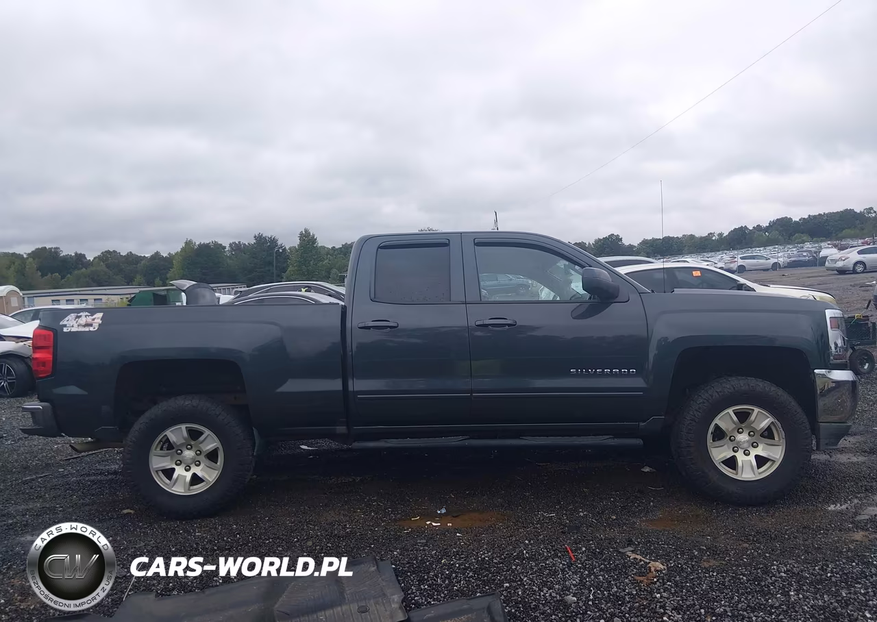 2018 Chevrolet Silverado 1500 1Lt VIN:1GCVKREC0JZ195103 - 13